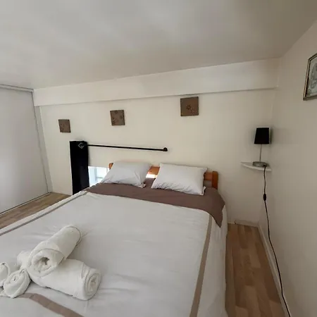 Διαμέρισμα Le Cocon Du Centre - Duplex, Proche Du Marais Poitevin