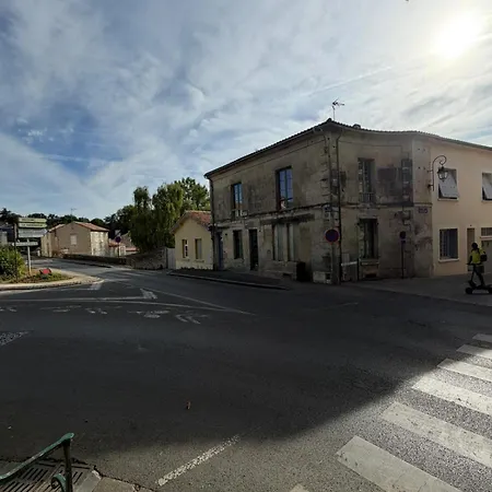 Le Cocon Du Centre - Duplex, Proche Du Marais Poitevin *