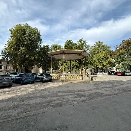 Διαμέρισμα Le Cocon Du Centre - Duplex, Proche Du Marais Poitevin